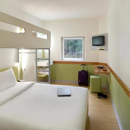 Ibis Budget - Dandenong Room photo