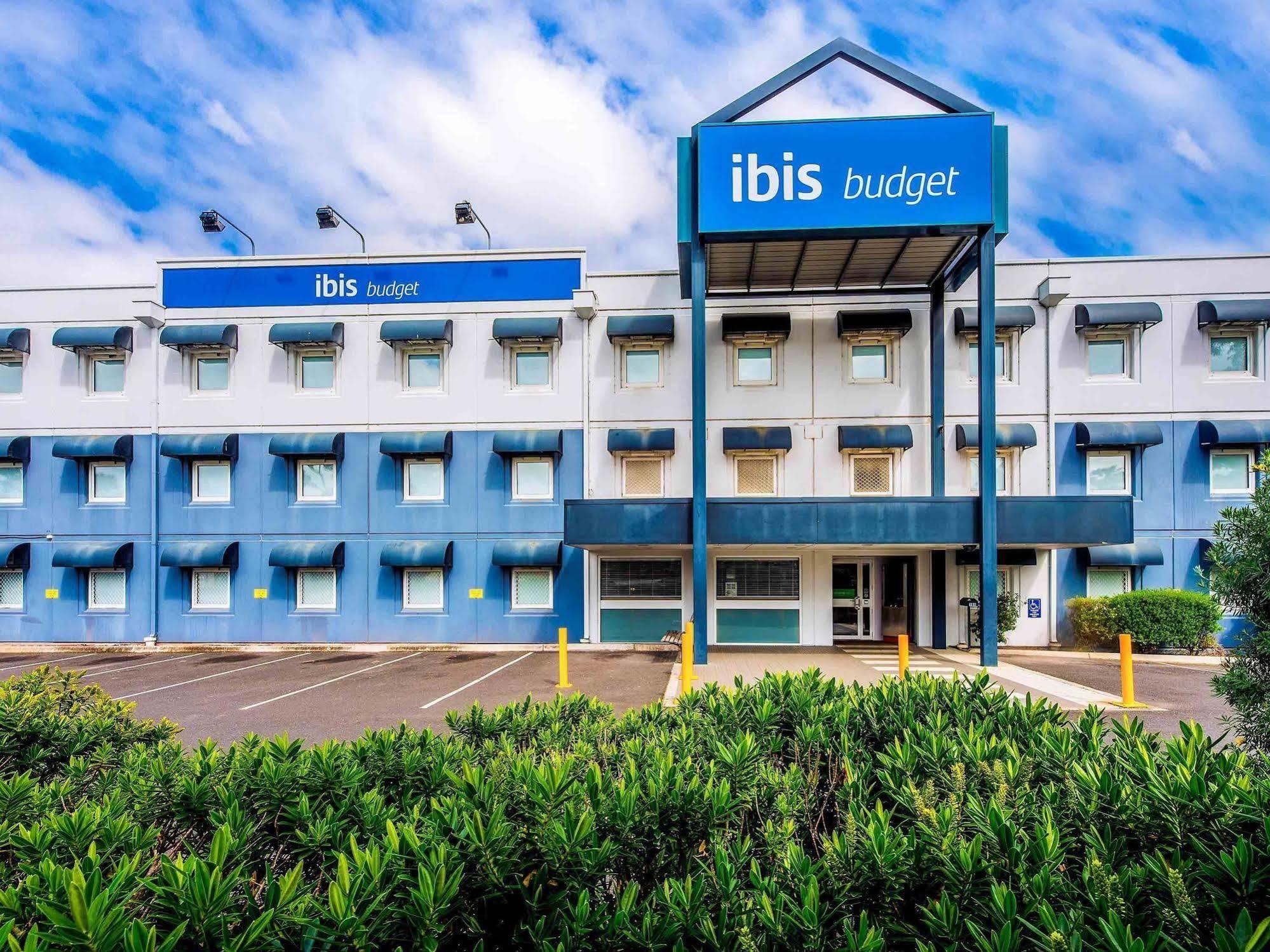 Ibis Budget - 3*